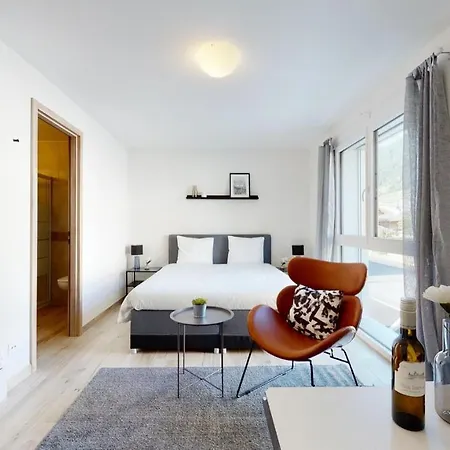Furnished Studio #204 - Swiss דירה