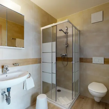 Furnished Studio #204 - Swiss אייגל