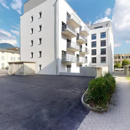 דירה Furnished Studio #204 - Swiss *